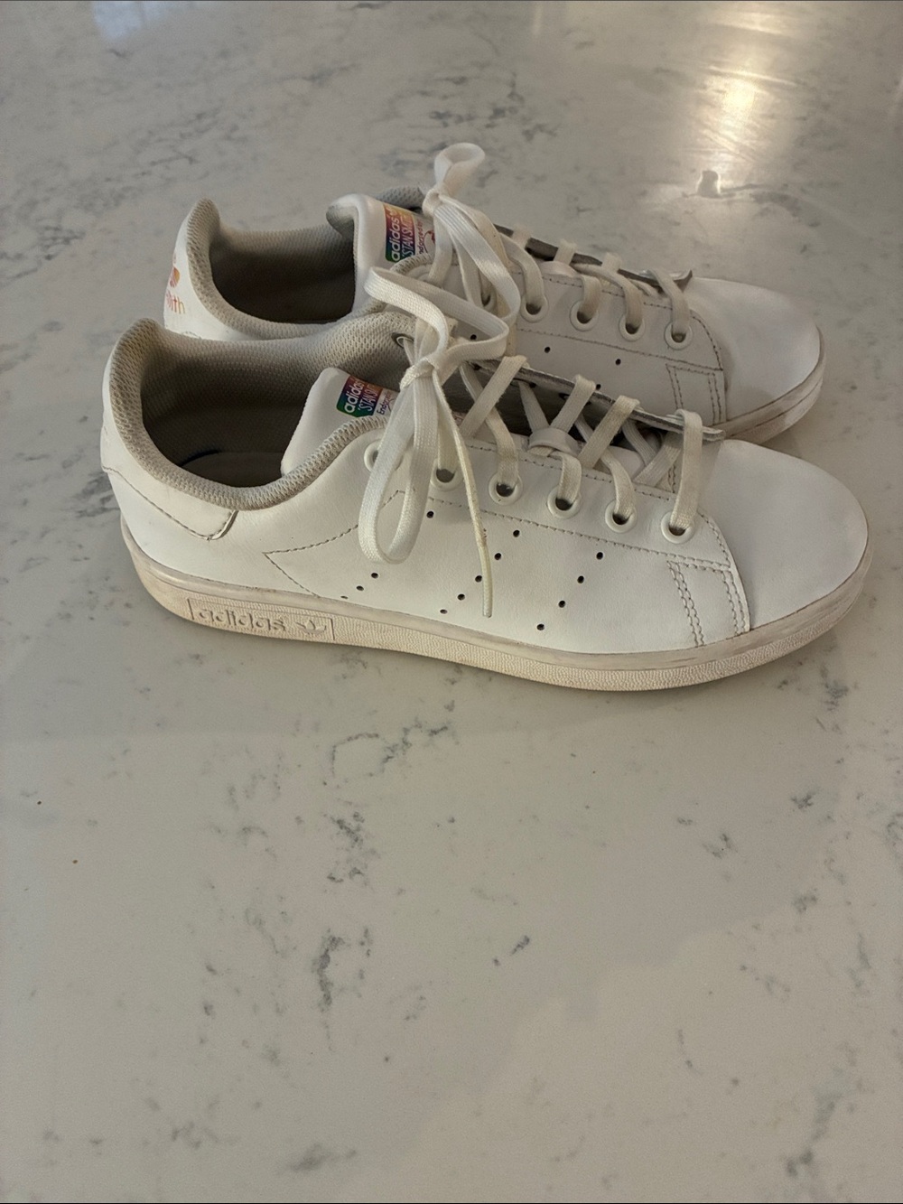 Adidas Sz 4 (woman’s sz6) White Leather Stan Smith Sneakers with Rainbow Tongue